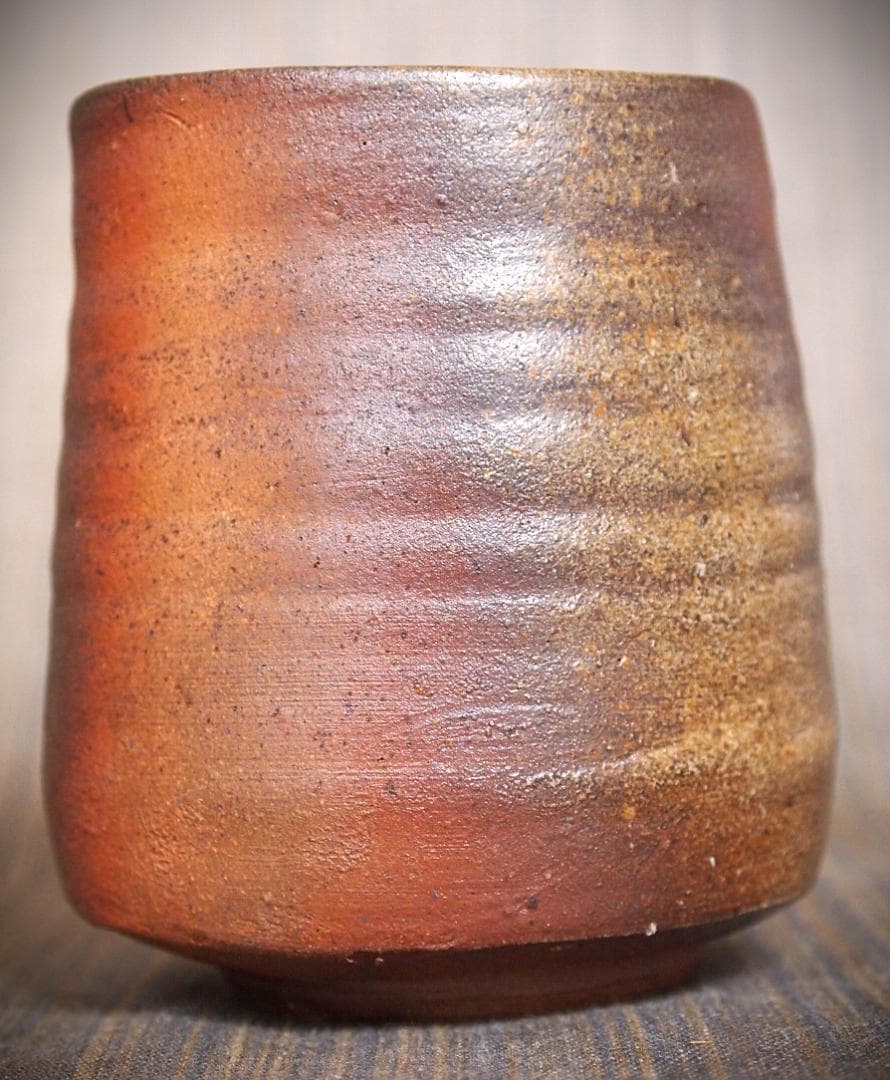 希少作★中村六郎★備前【窯変】湯呑★共箱・布・栞