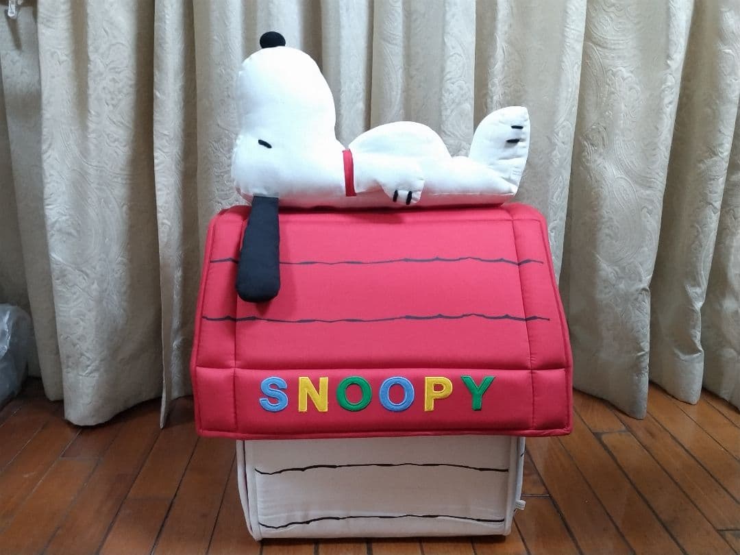 SNOOPY　スヌーピー ドッグハウス (組立式) 【新品、未使用】