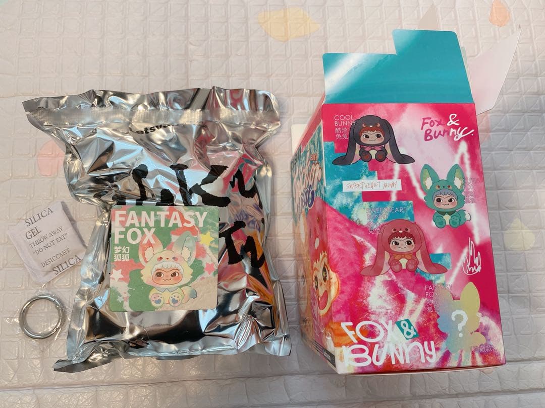 ワクク WAKUKU FOX&BUNNY FANTASY FOX シークレット