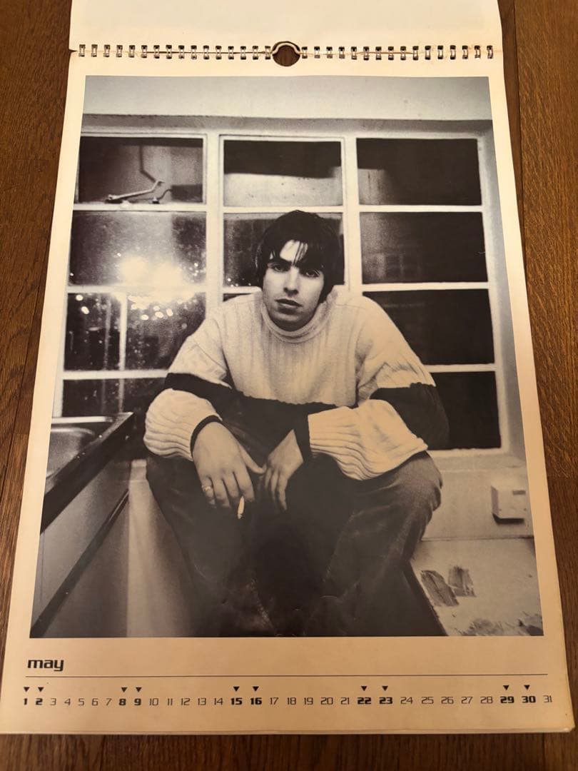 希少　ヴィンテージ　OASIS 1999年カレンダー