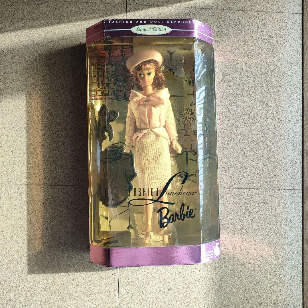 Barbie バービー　バービー人形　リミテッドエディション