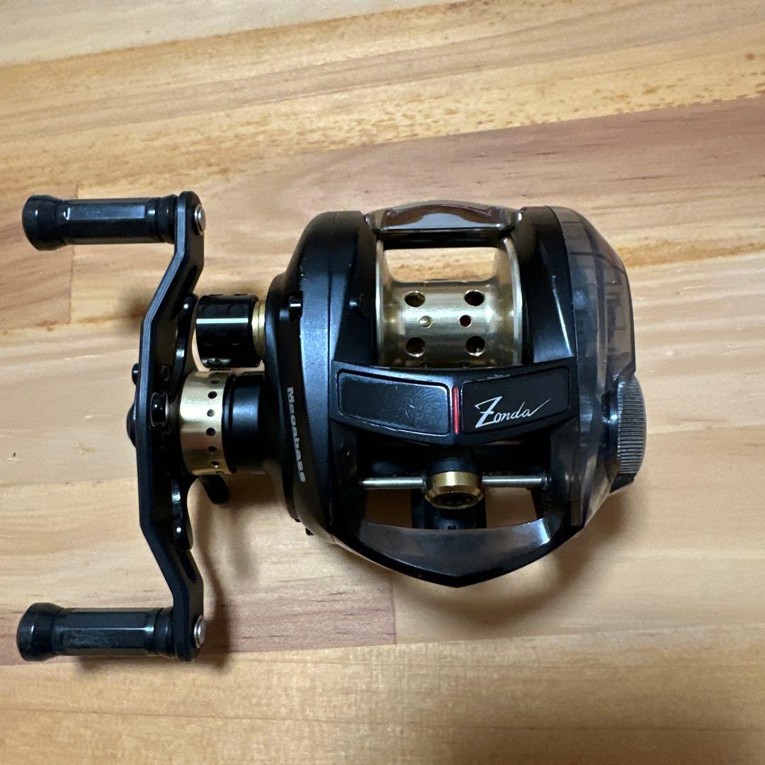 Megabass Zonda リール　10R
