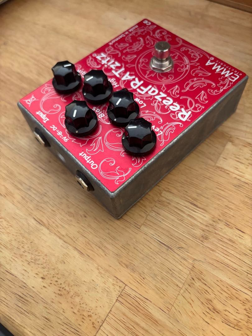 EMMA ReezafRATzitz ギターエフェクター