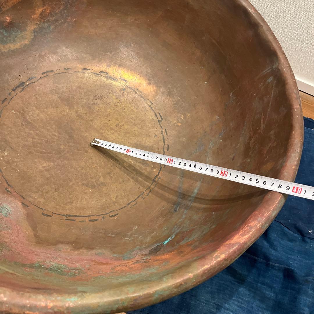 アンティーク　巨大な銅鍋