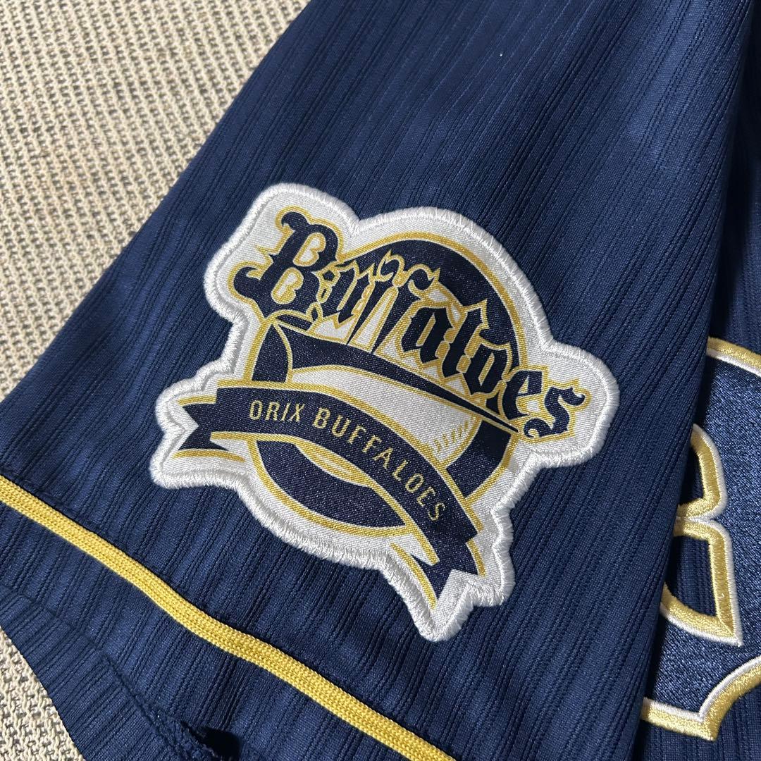 オリックスバファローズ 安達了一選手3 サイン入りビジターユニフォーム