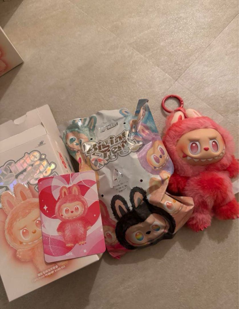 正規品本物★ ラブブ ぬいぐるみ★ POP MART エナジー★