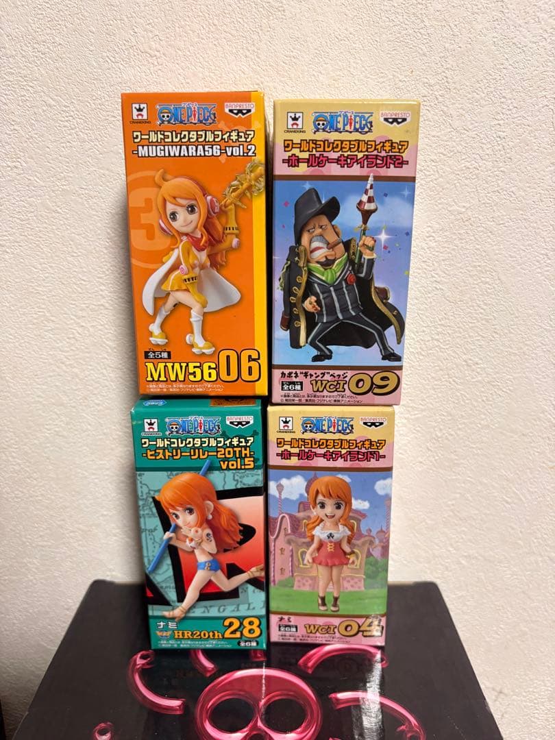 ONE PIECE フィギュアセット　ワーコレ　ナミ　ルフィ　シャンクス