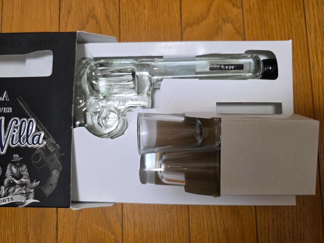 クリスタルヘッド Crystal Head Vodka Tequila テキーラ