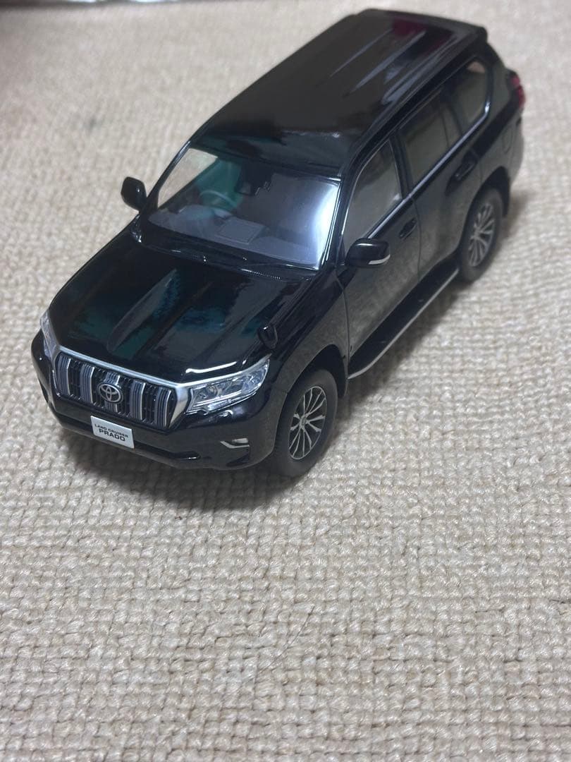 ランドクルーザープラド　　カラーサンプルミニカー　ブラック