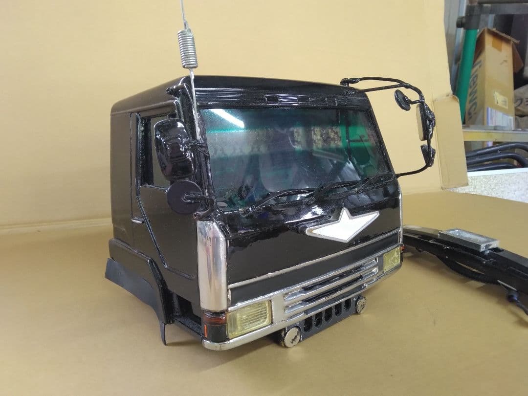 1/14ラジコン、トラック、ムネトラ模型、3期型グレートキャビン。配線済み