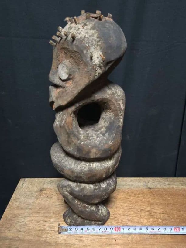 横*山様 自立難マンビラ族彫像カメルーン　アフリカプリミティブアートアフリカンア