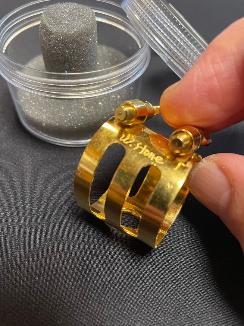 アルトサックスリガチャーGP Woodstone