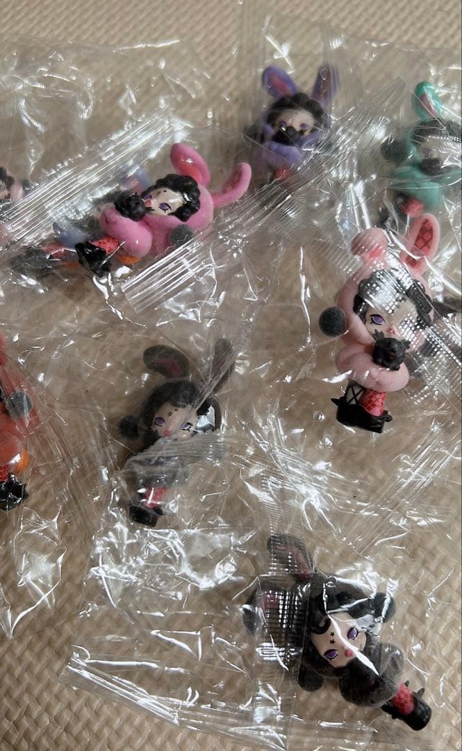 バラ売り　カスタムボールペン フィギュア　ポップマート　スカルパンダ　SP