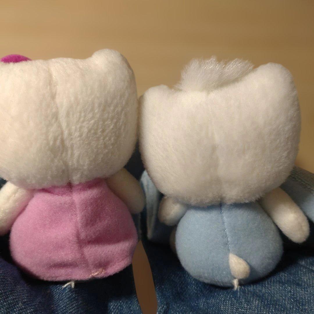 ハローキティ　マスコット付きティッシュカバー　Vivitix