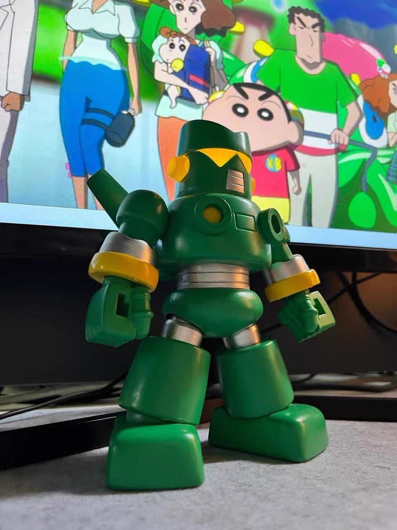 クレヨンしんちゃん カンダムロボット 光るロボットフィギュア