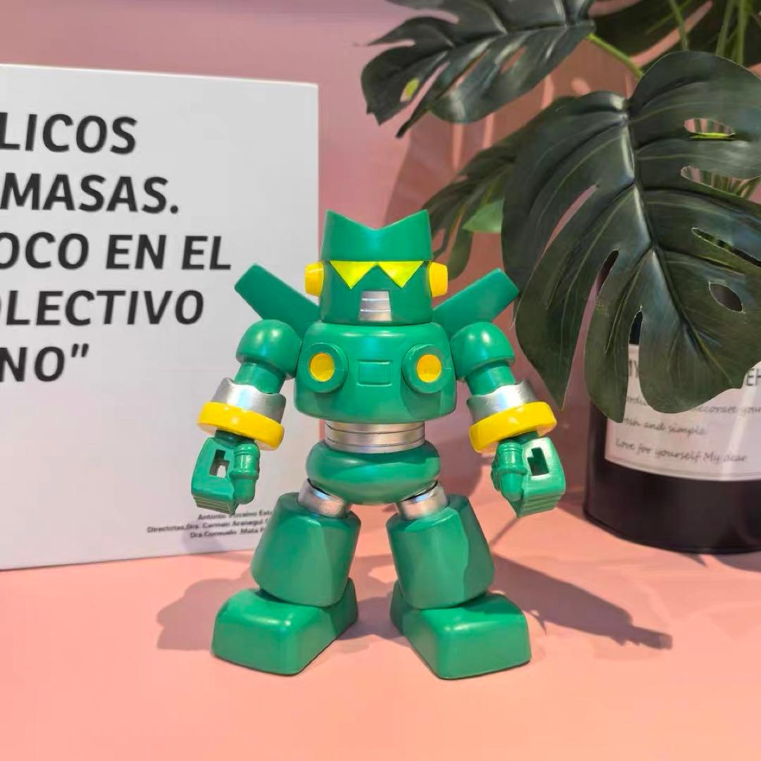 クレヨンしんちゃん カンダムロボット 光るロボットフィギュア