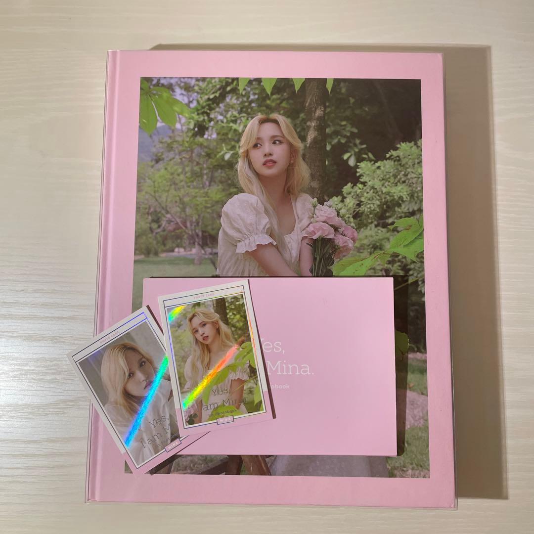 Yes,I am Mina. (twiceミナ 写真集)