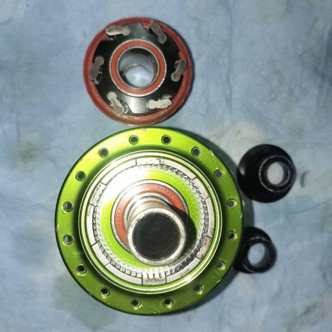 INDUSTRY NINE TORCH ハブセット グリーン