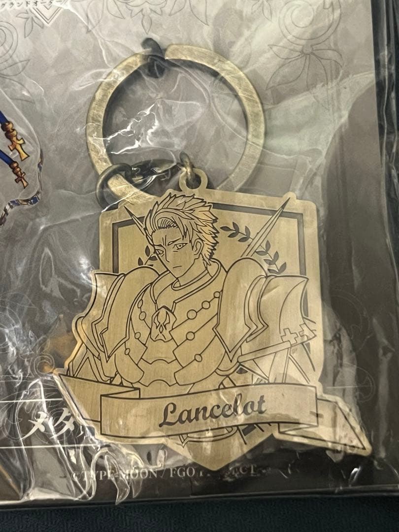 FGO ランスロット レア 北米版グッズ メタルキーホルダー 画像2追加