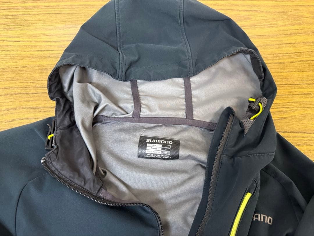 シマノ　ストレッチ3レイヤージャケット