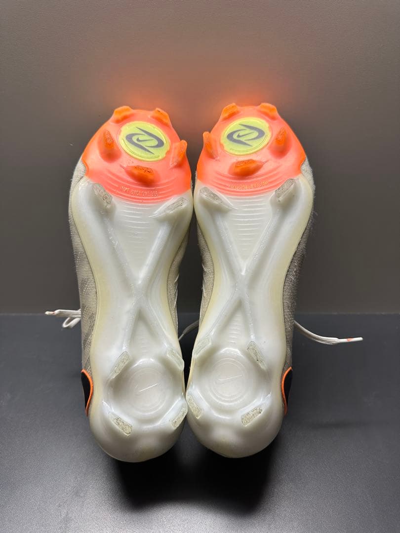 ナイキ ファントムルナ 28cm