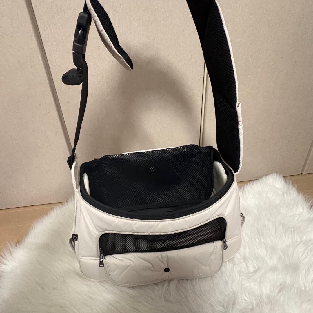 【美品】SSOOOK SLINGBAG(バッグ右）ベージュ M