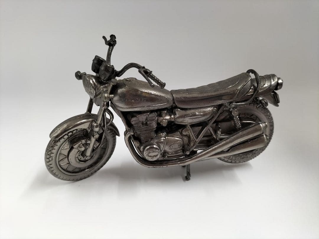 レッドバロン　世界の名車シリーズZ1 900super4