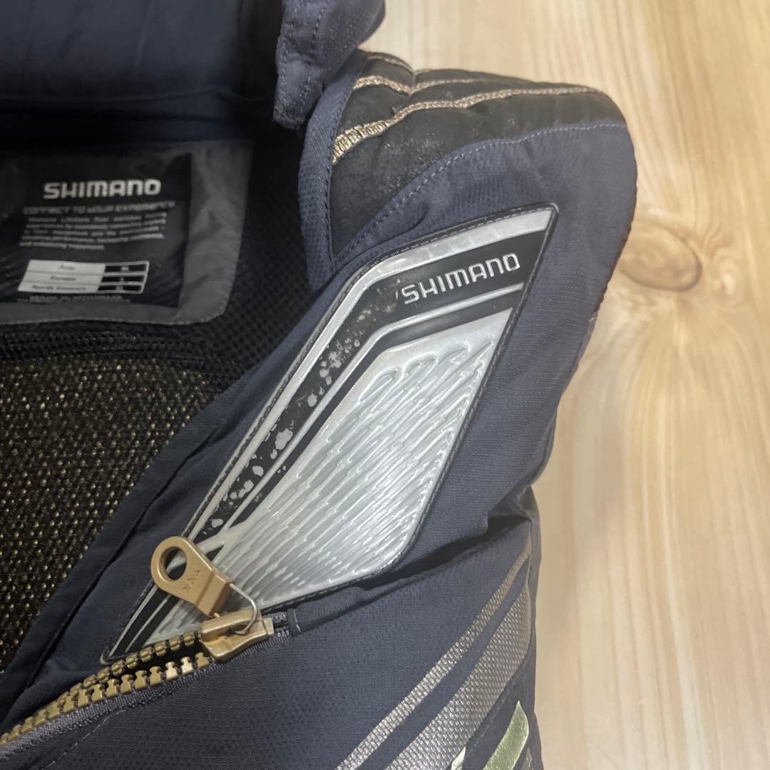 Shimano Limited Pro Nexus フローティングベスト