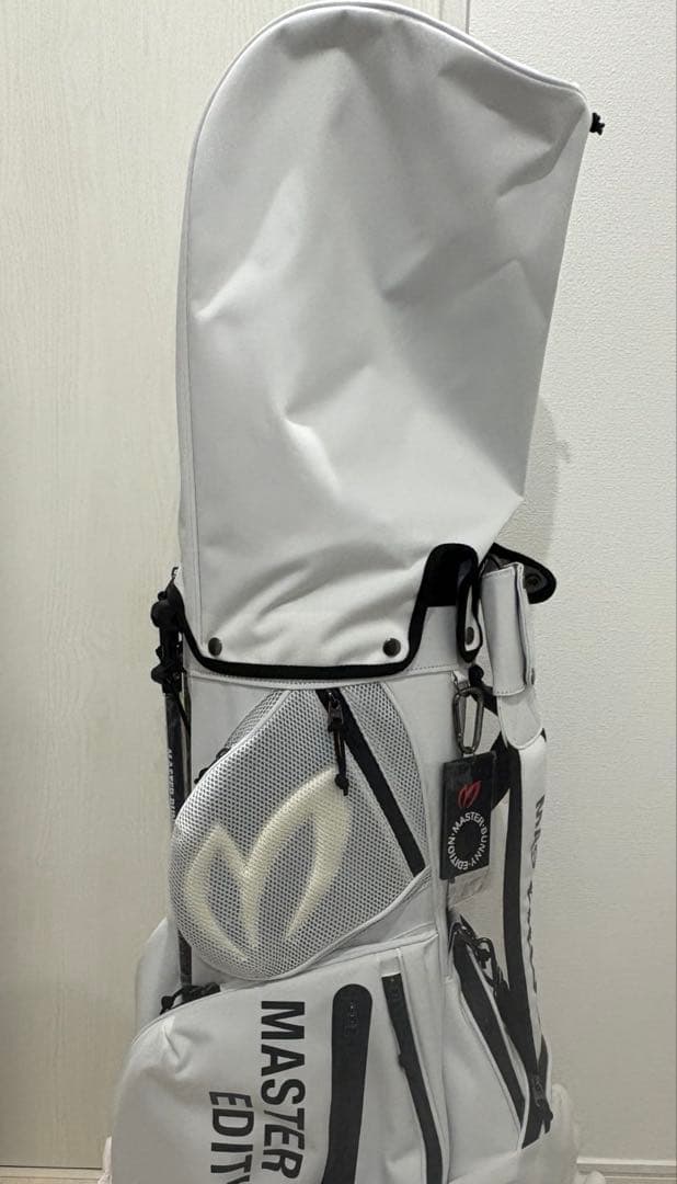 【新品】MASTER BUNNY EDITION キャディバッグ　定価6.9万円