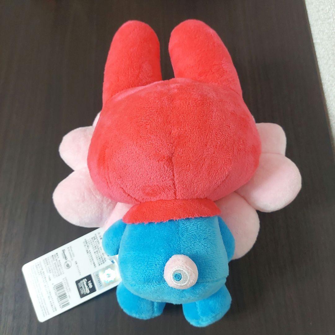 ミャクミャク　サンリオコラボ　マイメロディ ぬいぐるみ Mカラー