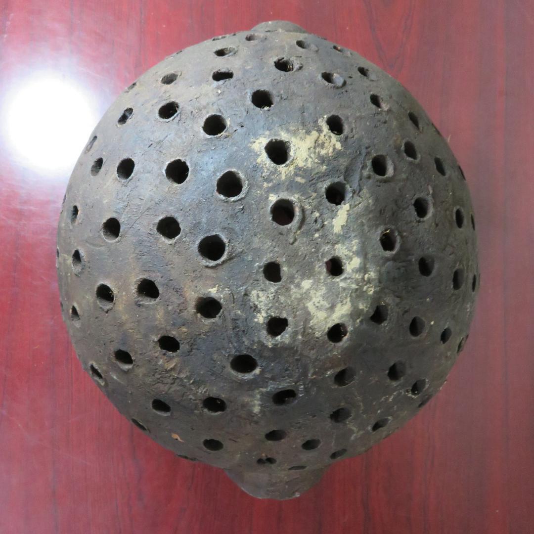 パプアニューギニア 形象土器 燻製容器 東ゼビック州 ディミリ村 希少