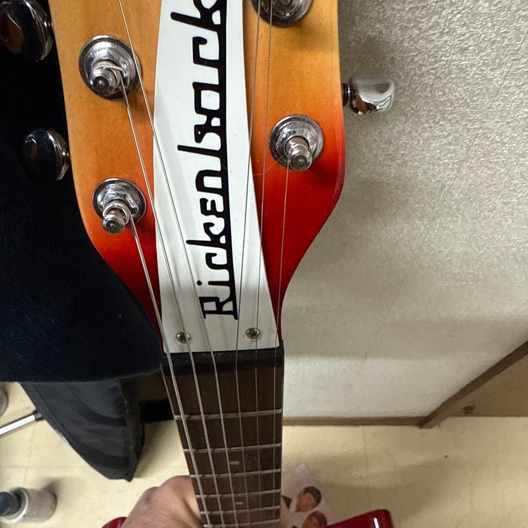 Rickenbacker 330 タイプ 　エレキギター レッドグラデーション