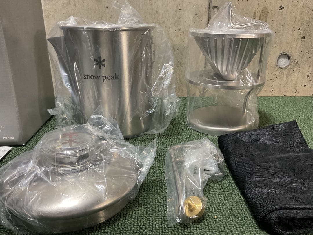 新品 フィールドコーヒーマスター ＆ 中古 フィールドバリスタミル スノーピーク