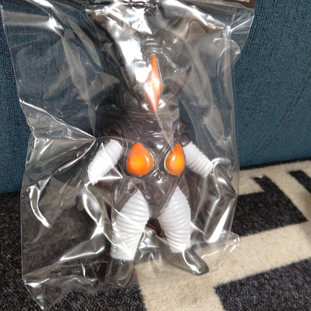 ソフビ KAIJIN × One up. ウルトラマン ゼットン(クリア)