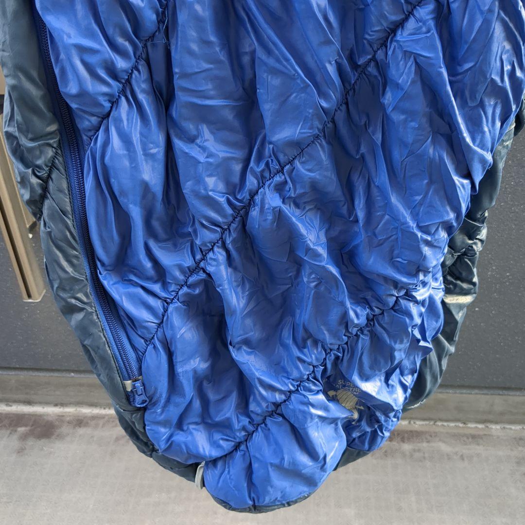 モンベル　寝袋③