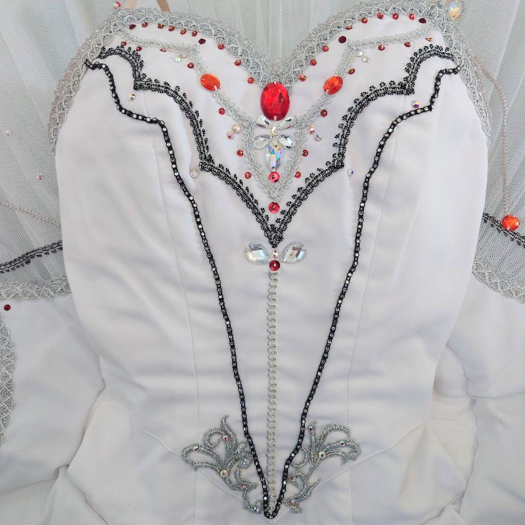 【グラン・パ・クラシック、パキータ、キトリ】 チャコット衣裳 美品 Ｓサイズ