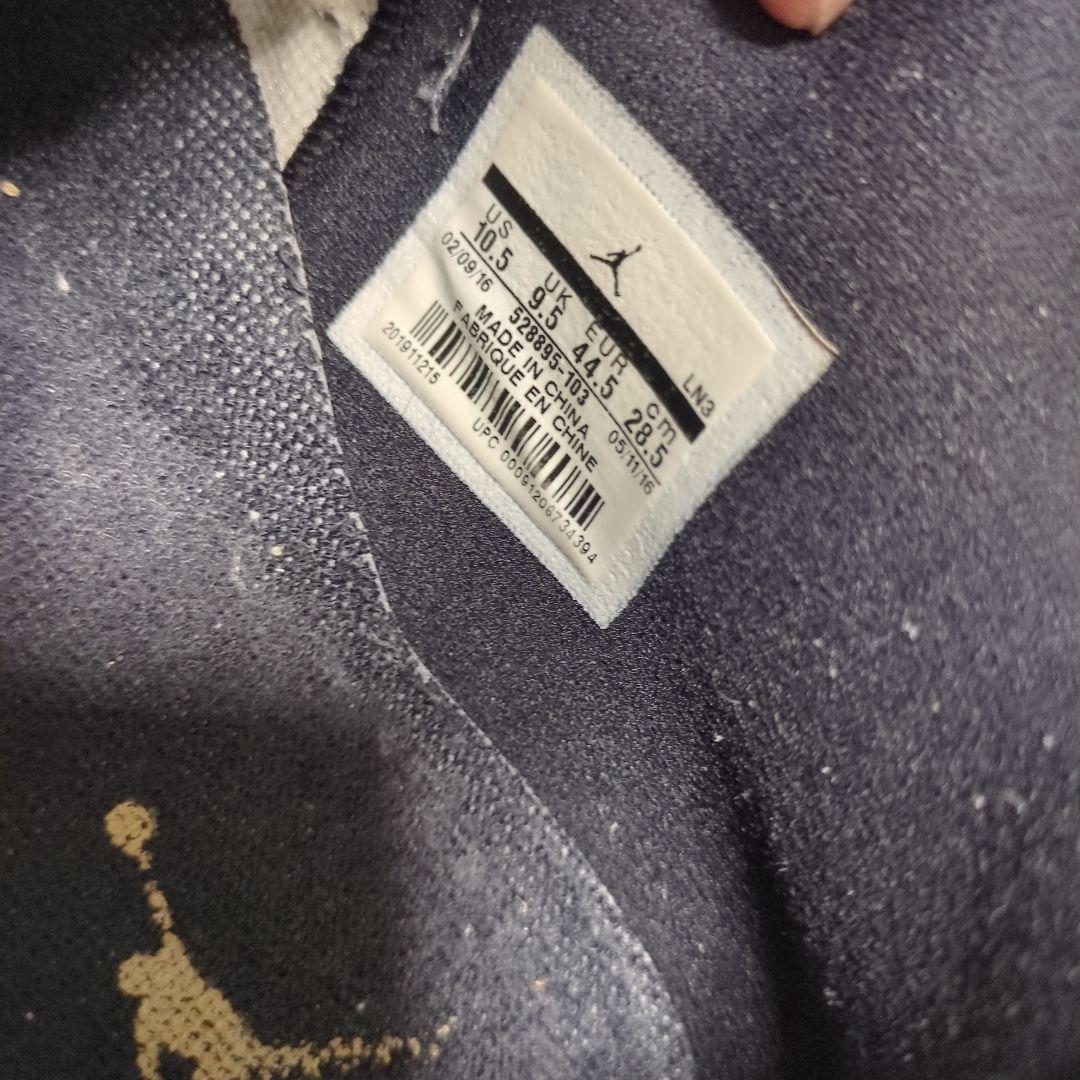 エアジョーダン 11 レトロLOW ローカット シューズ ホワイト/ゴールド