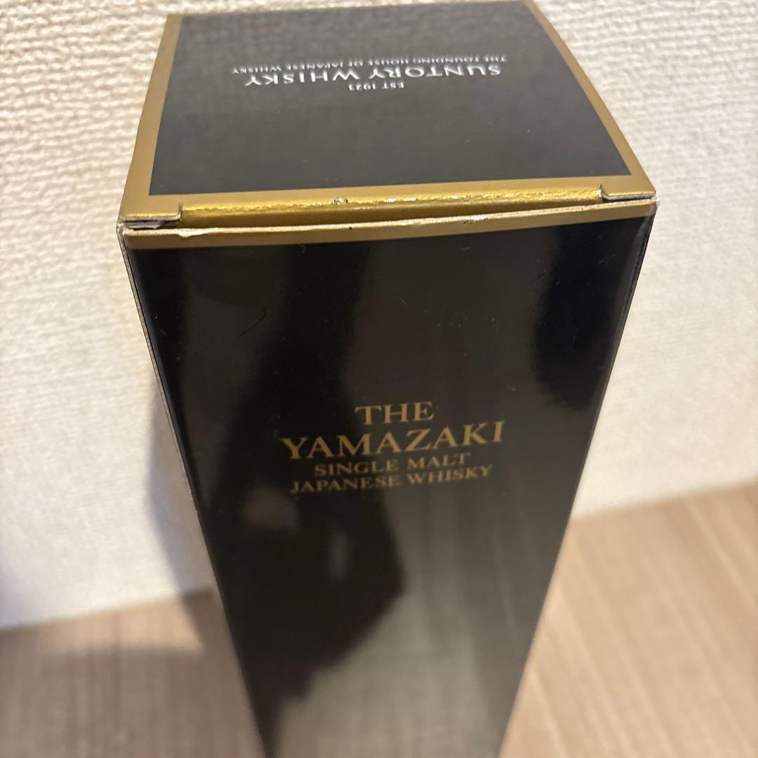 山崎18年　未開封　箱付き