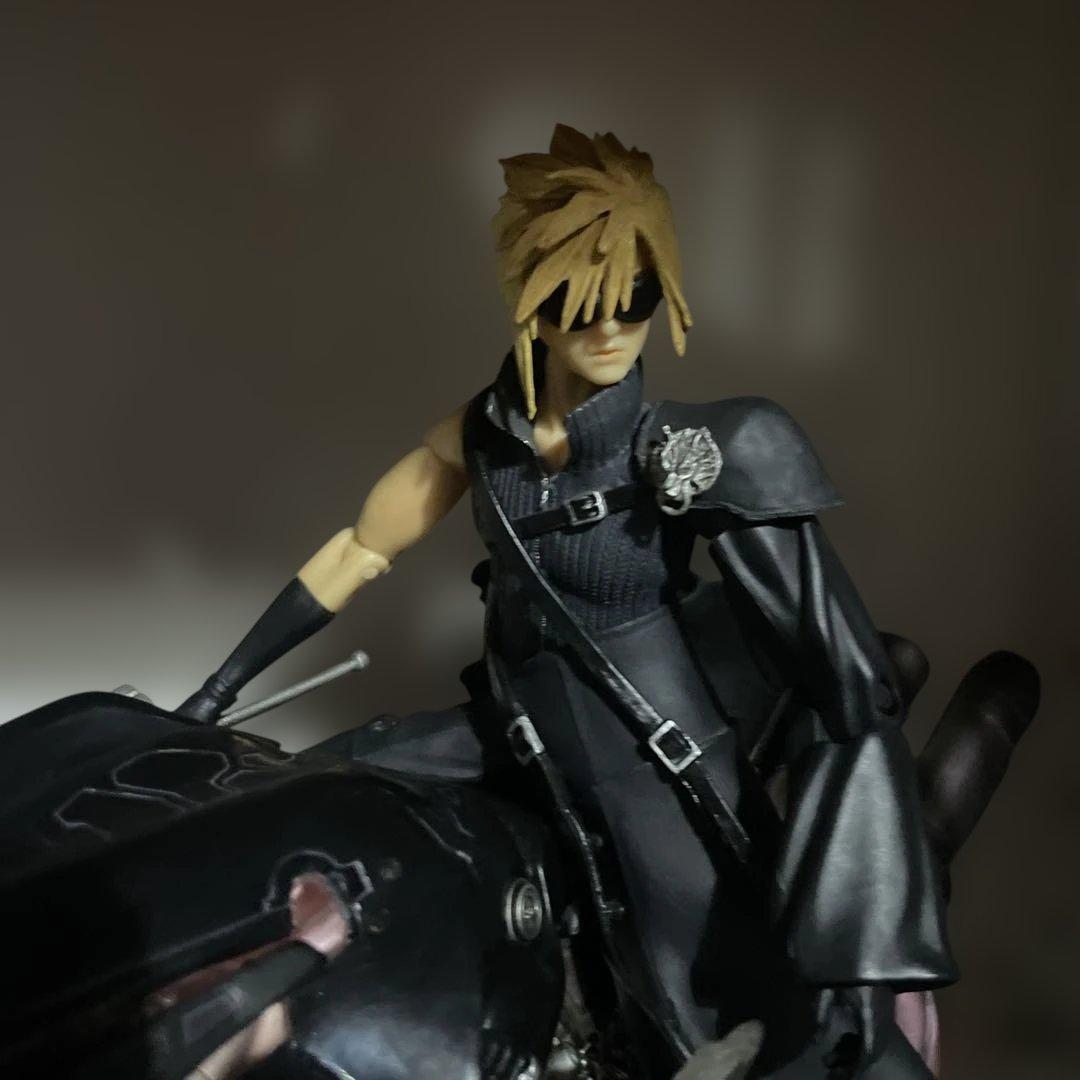 FF7 プレイアーツ バーディ・デイトナとフェンリル＆クラウドセット