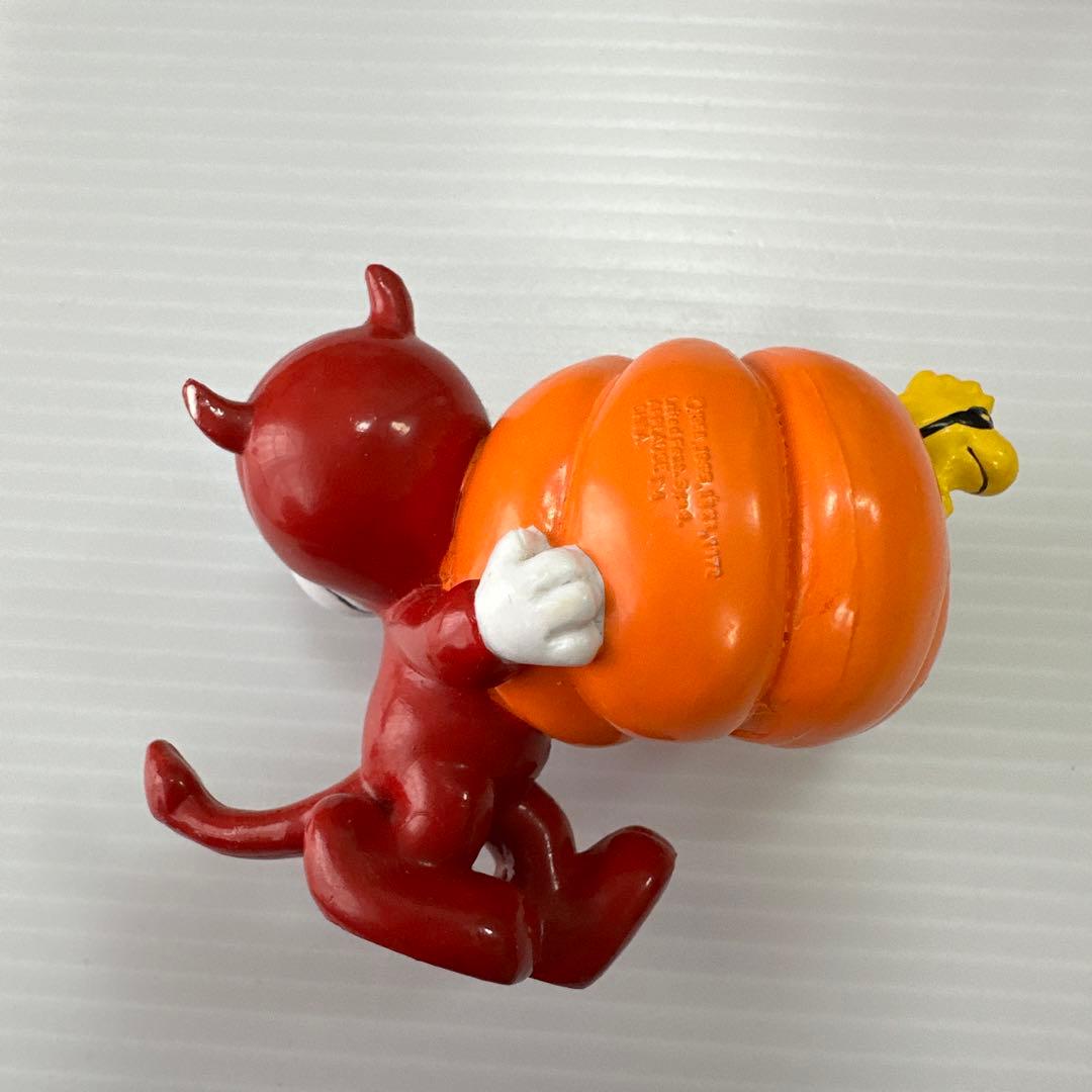 snoopy peanuts スヌーピー ハロウィン　pvc レア