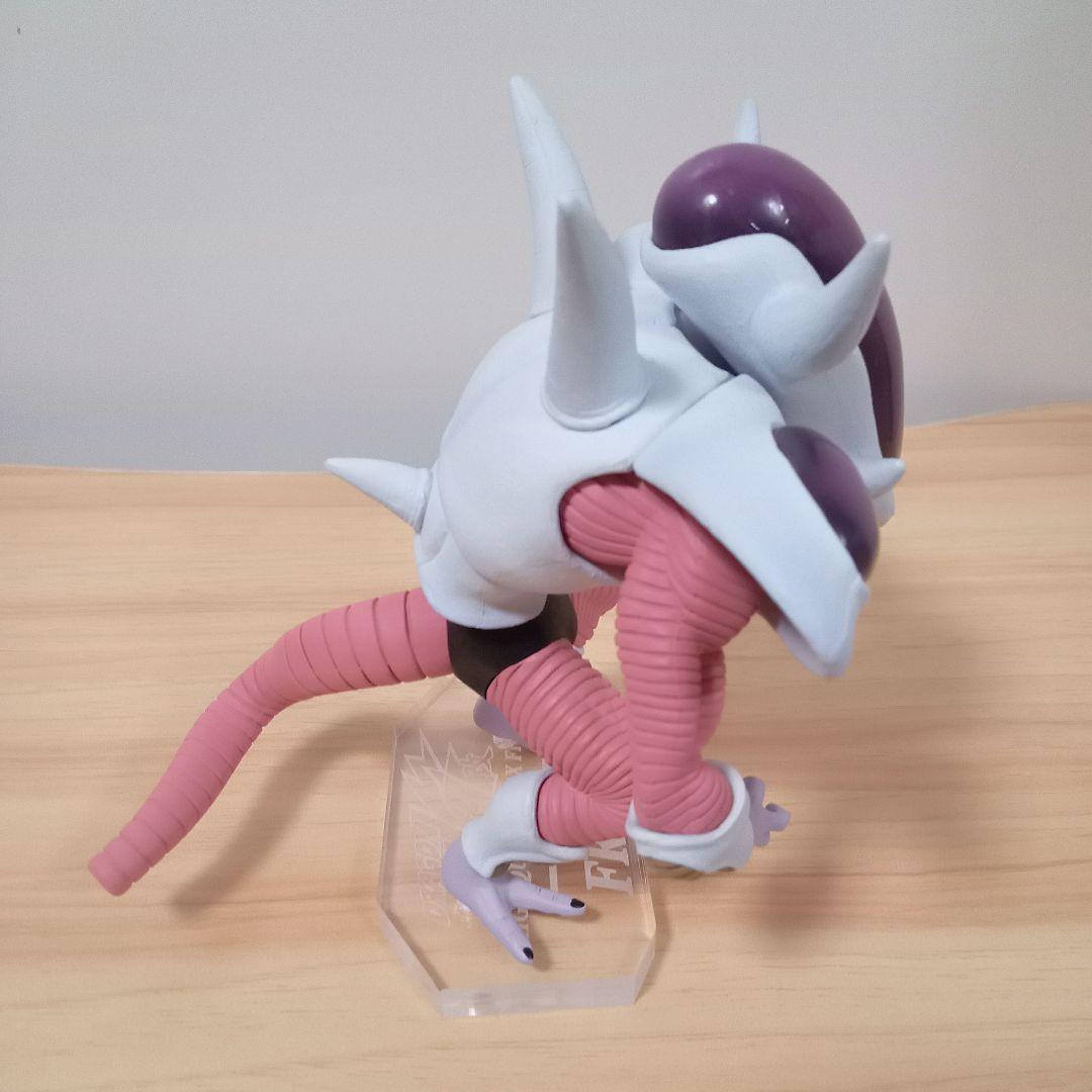 ドラゴンボール改 組立式　ハイクオリティ DXフィギュア　フリーザ　第3形態