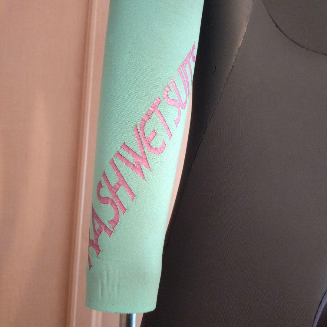 美品ＲＡＳＨウェットスーツ、レディース