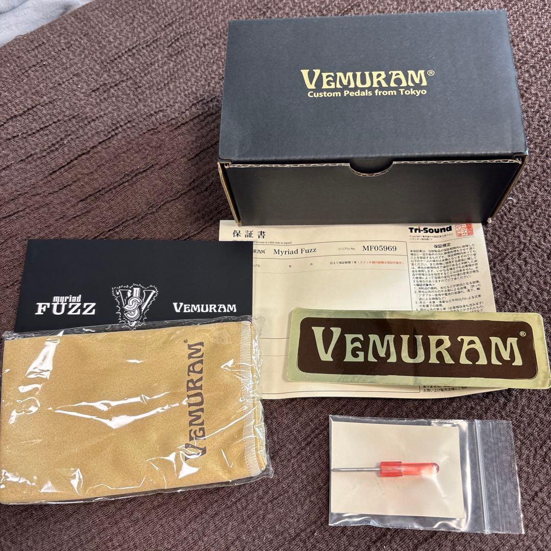 新品同様 Vemuram myriad FUZZ ギターエフェクター