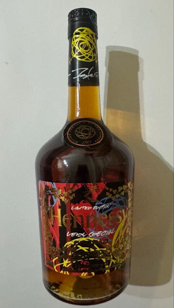 ヘネシー V.S リミテッドエディション by Futura フューチュラ　新品