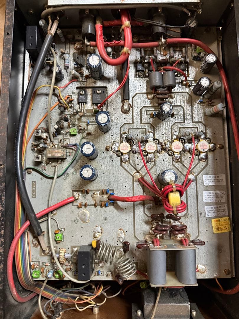 パワーアンプリファイア　リニアアンプ