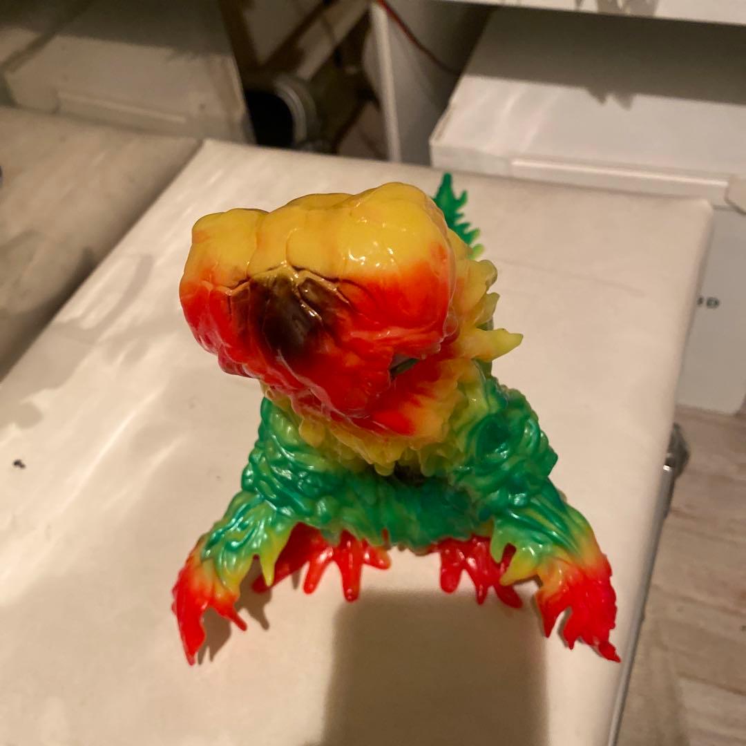 レインボー怪獣フィギュア ヘドラ　ベアモデル