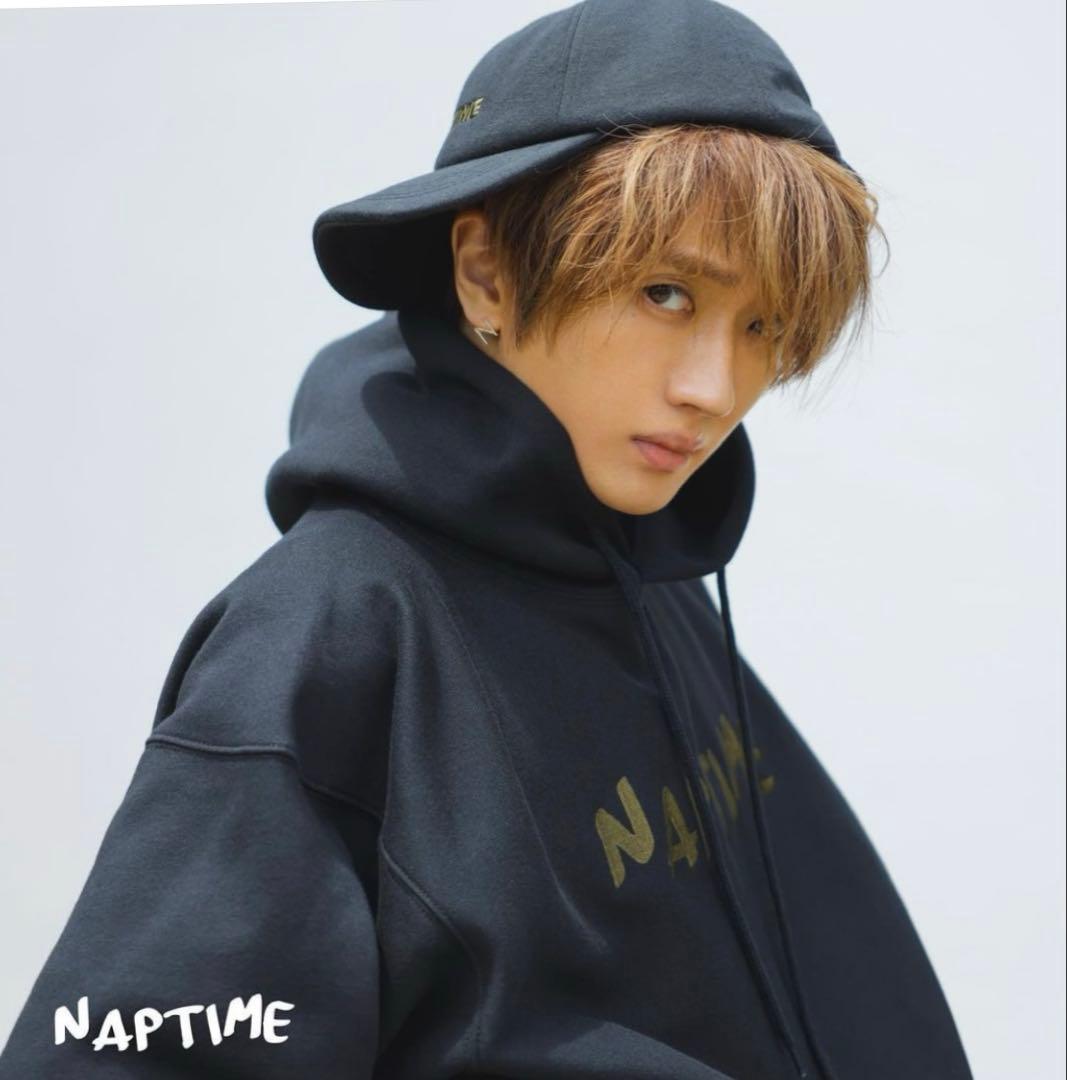 ナップタイム　naptime. Nissy 西島隆弘　スウェット　パーカー　黒