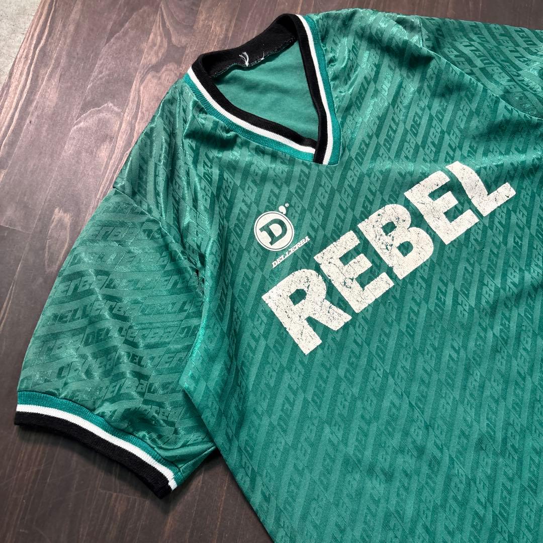 8SM2 DELL'ERBAゲームシャツ　緑　スポーツ　総柄　Ｖネック　古着