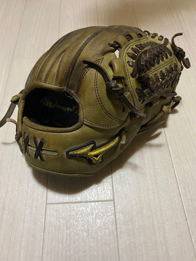 匿名発送　　ミズノプロ硬式内野手用グローブ