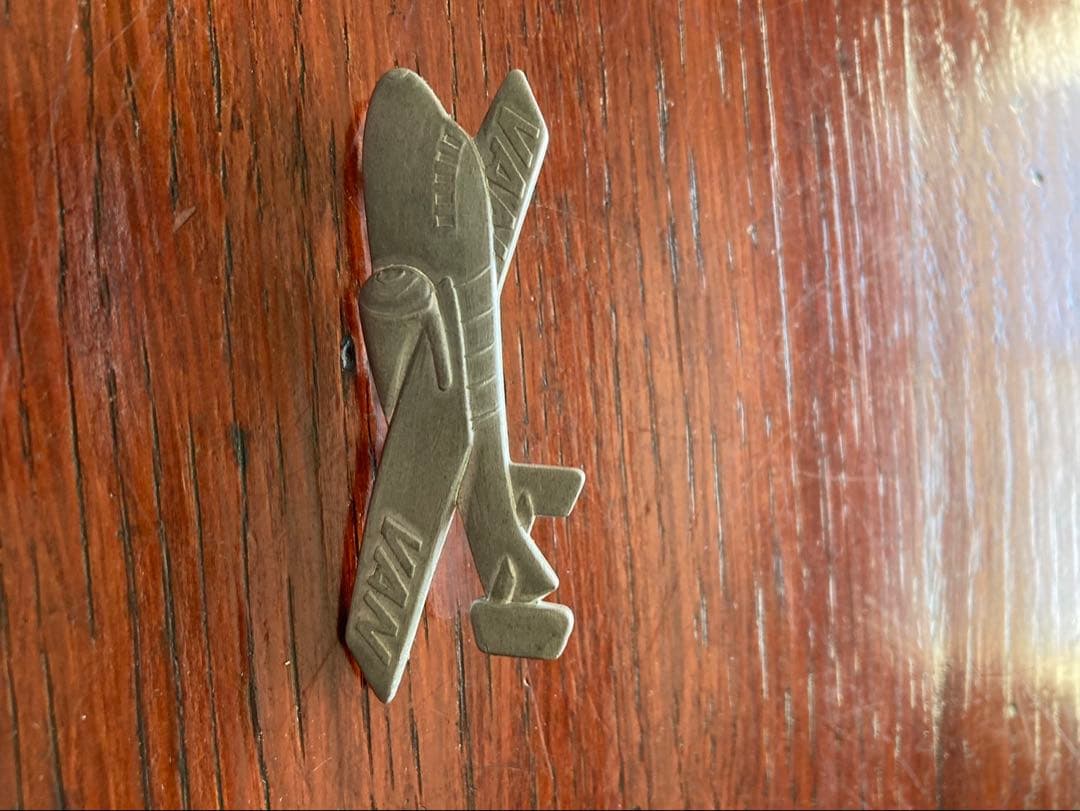 VAN キーホルダー 缶バッジ セット